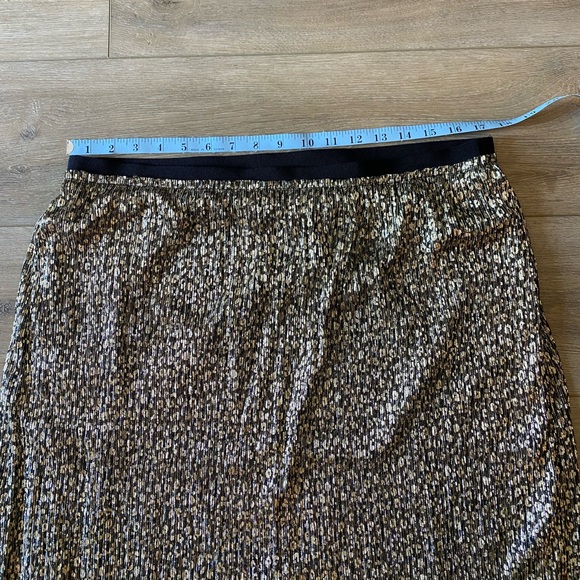 Maeve shimmer gold and black 16 skirt - Picture 11 of 12